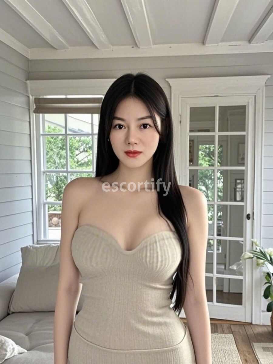 Lisa is Female Escorts. | Hamilton | New Zealand | New Zeland | scarletamour.com 