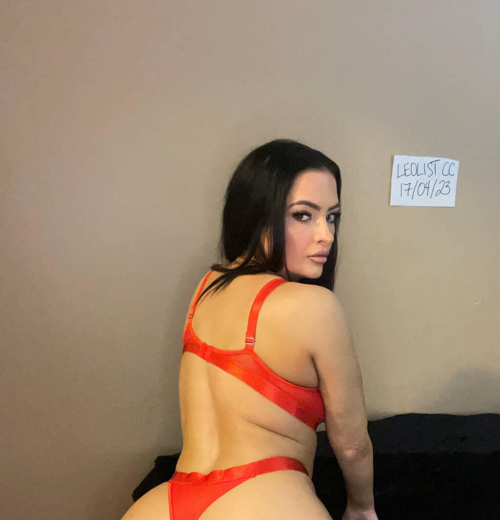 Alana Rose is Female Escorts. | Toronto | Ontario | Canada | scarletamour.com 