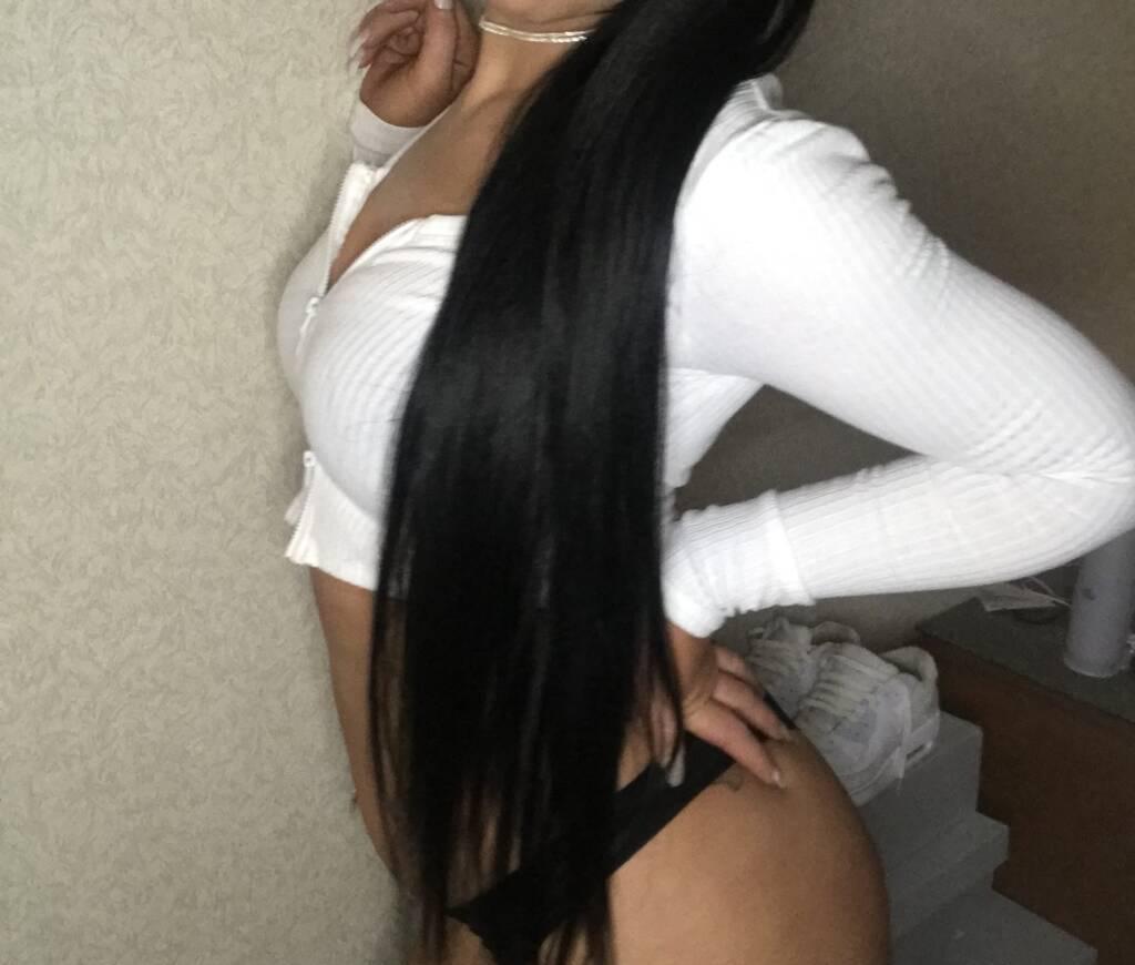 ARIANA is Female Escorts. | Victoria | British Columbia | Canada | scarletamour.com 