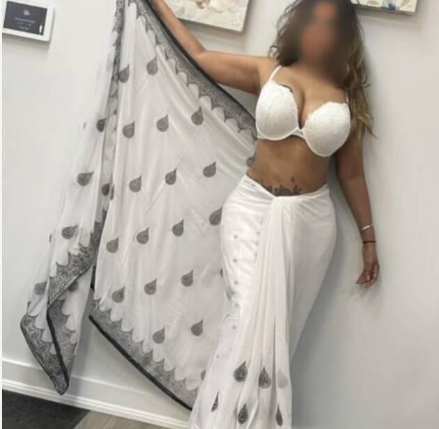 Avni is Female Escorts. | Toronto | Ontario | Canada | scarletamour.com 