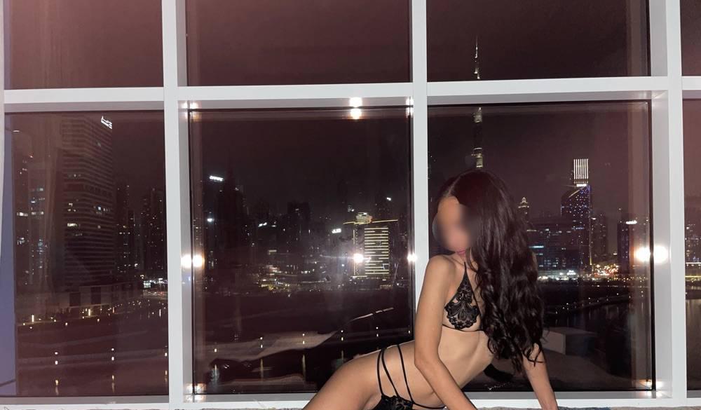 Bella is Female Escorts. | Montreal | Quebec | Canada | scarletamour.com 