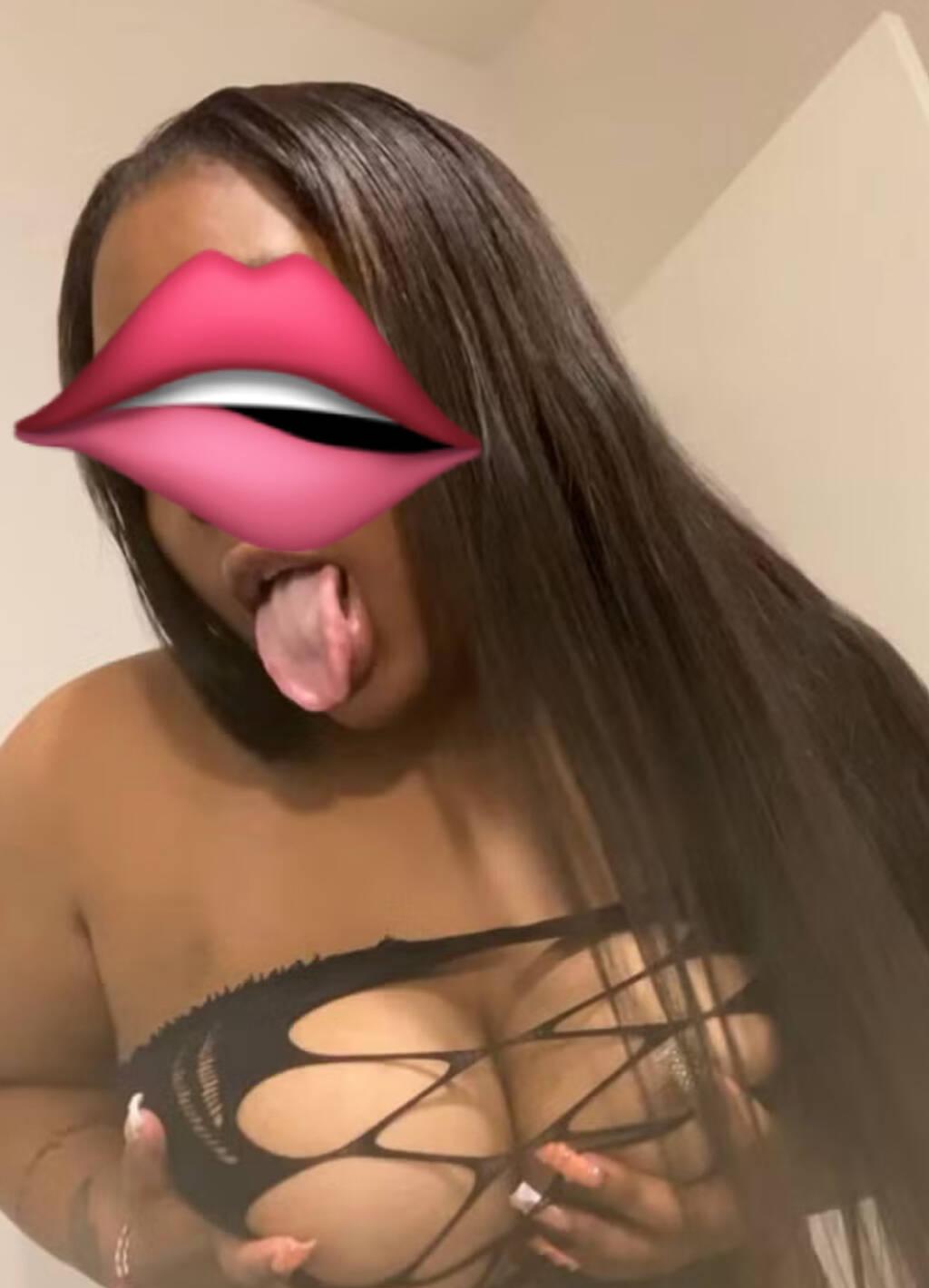 Nadiah is Female Escorts. | Toronto | Ontario | Canada | scarletamour.com 