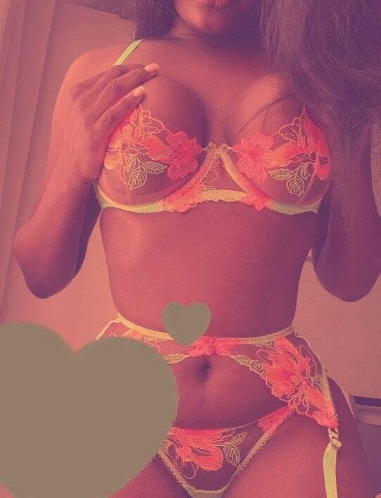 Rose is Female Escorts. | Ft Mcmurray | Alberta | Canada | scarletamour.com 