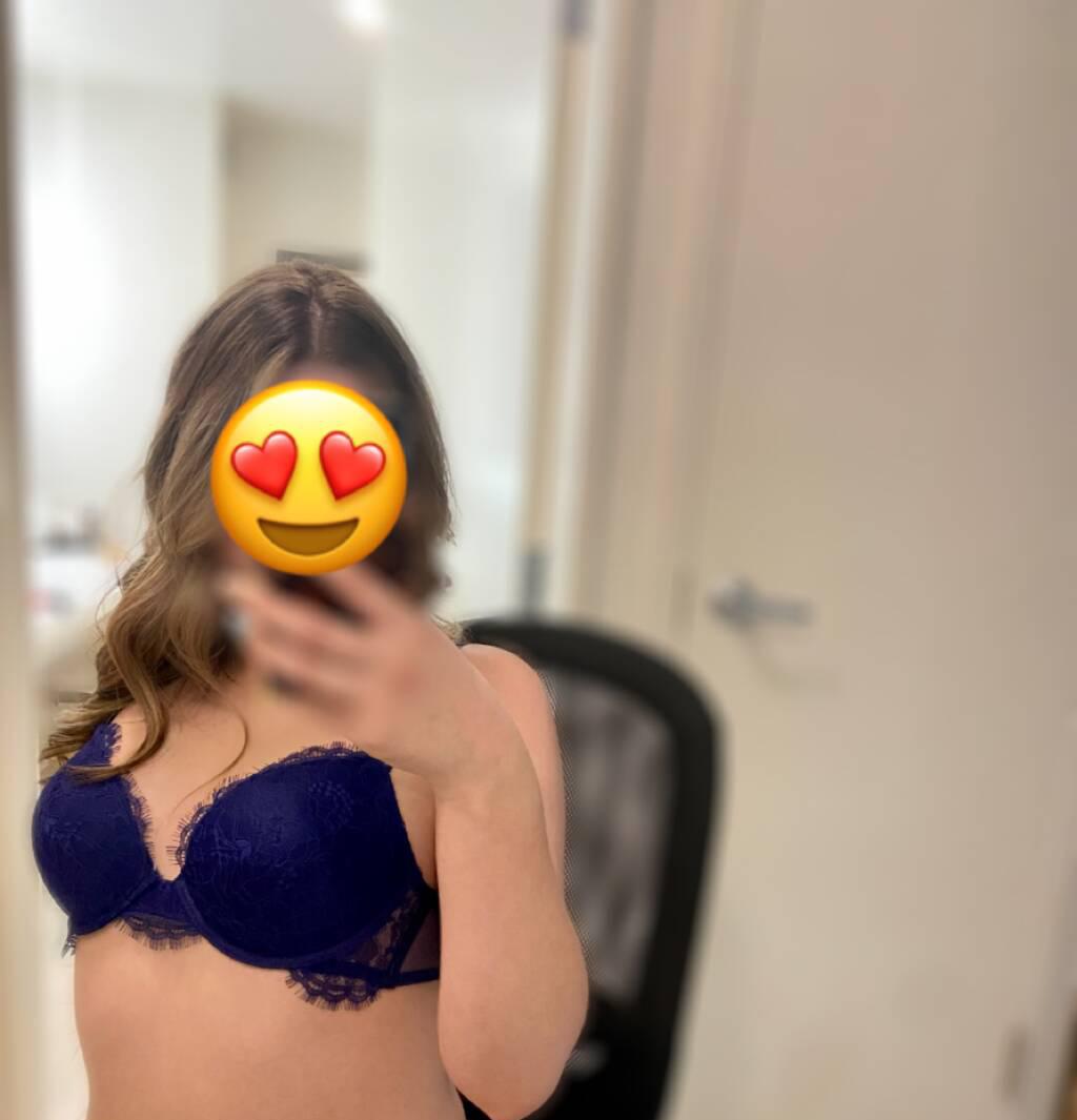 Brooklyn is Female Escorts. | Moncton | New Brunswick | Canada | scarletamour.com 