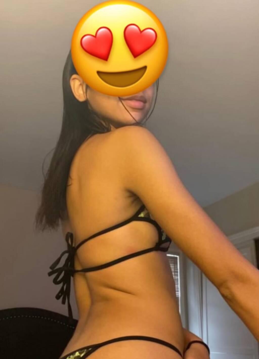 Amber is Female Escorts. | Peace River Country | British Columbia | Canada | scarletamour.com 