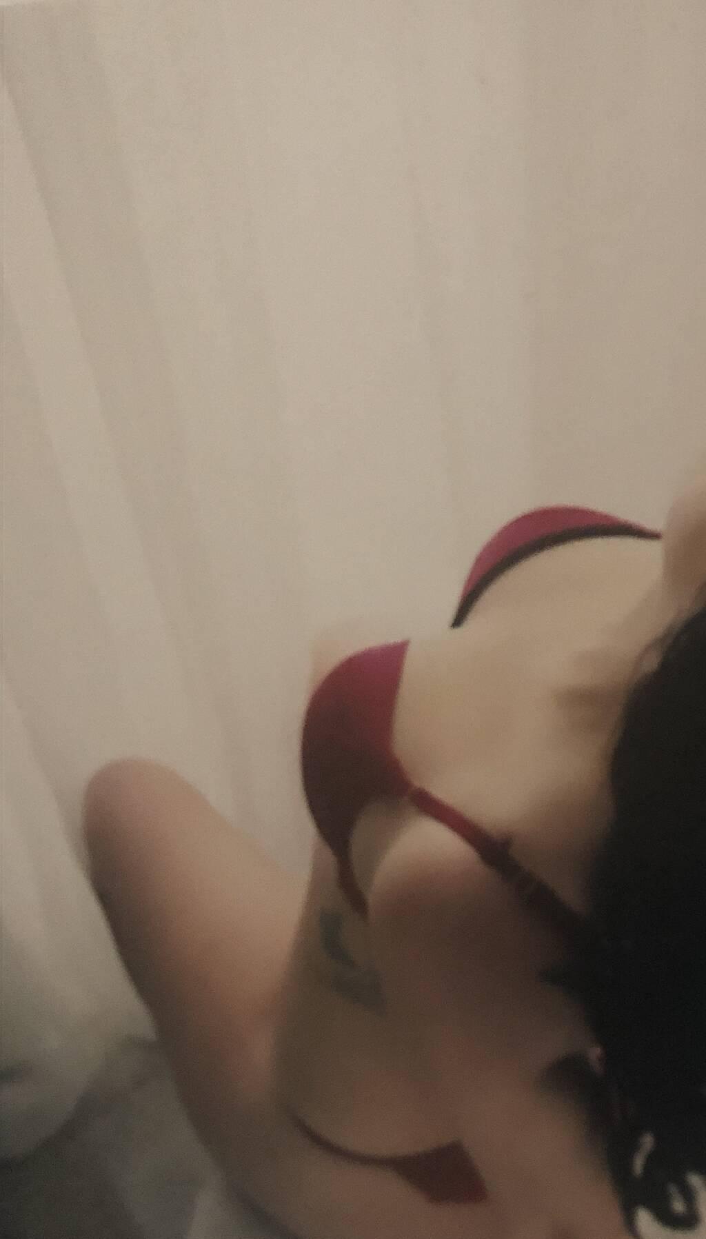 Natalia is Female Escorts. | Grande Prairie | Alberta | Canada | scarletamour.com 