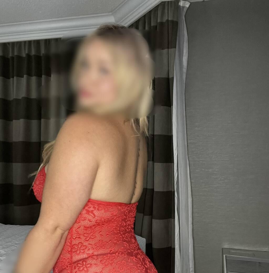 Britney is Female Escorts. | Vancouver | British Columbia | Canada | scarletamour.com 