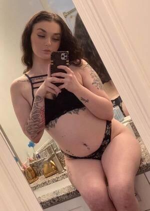 Brandy is Female Escorts. | Winnipeg | Manitoba | Canada | scarletamour.com 