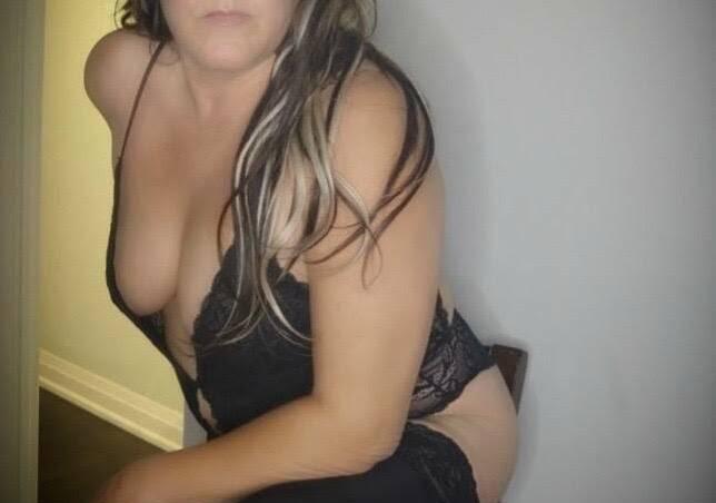 Bri is Female Escorts. | Chatham | Ontario | Canada | scarletamour.com 