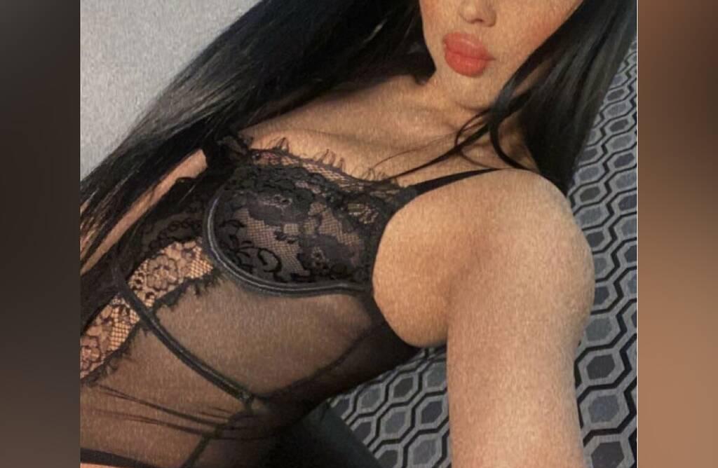 Adriana is Female Escorts. | Saskatoon | Saskatchewan | Canada | scarletamour.com 