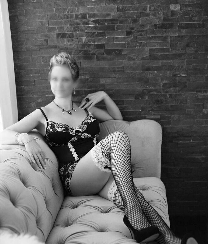 Ruby Rider is Female Escorts. | Calgary | Alberta | Canada | scarletamour.com 