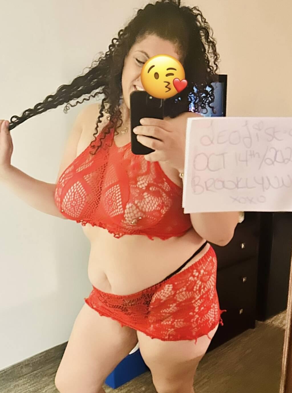 BROOKLYNN *ONLINE ONLY* is Female Escorts. | Thunder Bay | Ontario | Canada | scarletamour.com 