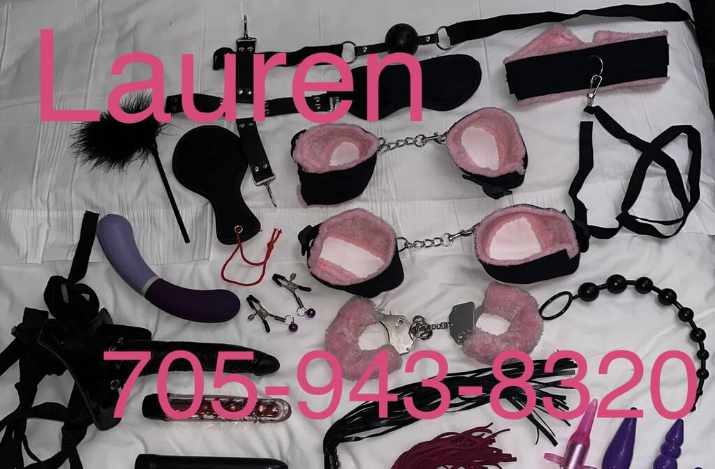 Lauren is Female Escorts. | London | Ontario | Canada | scarletamour.com 