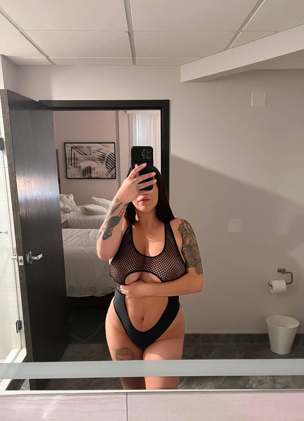 PENNY SOUTH EDM is Female Escorts. | Edmonton | Alberta | Canada | scarletamour.com 