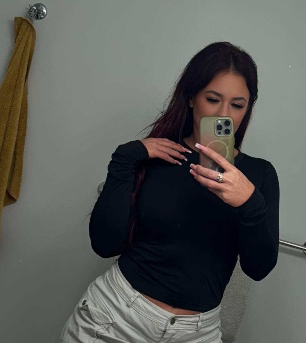 Breanne Banks is Female Escorts. | Brandon | Manitoba | Canada | scarletamour.com 