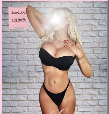 ELLE is Female Escorts. | Moncton | New Brunswick | Canada | scarletamour.com 