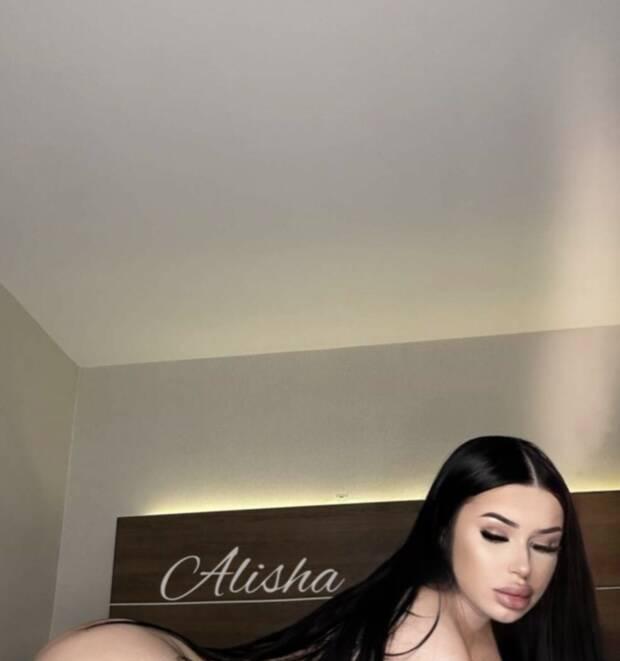 Alisha is Female Escorts. | Kingston | Ontario | Canada | scarletamour.com 