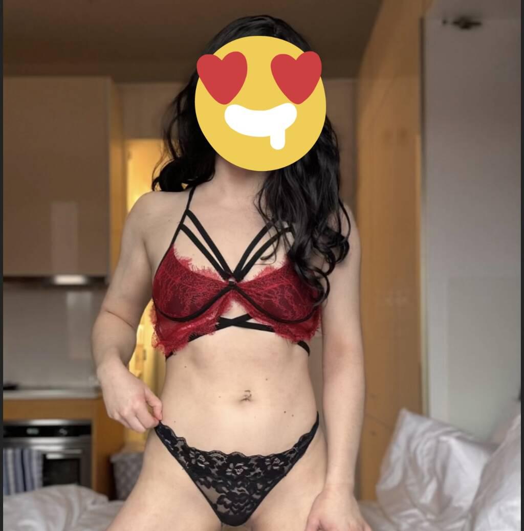 Riley Harem is Female Escorts. | Victoria | British Columbia | Canada | scarletamour.com 