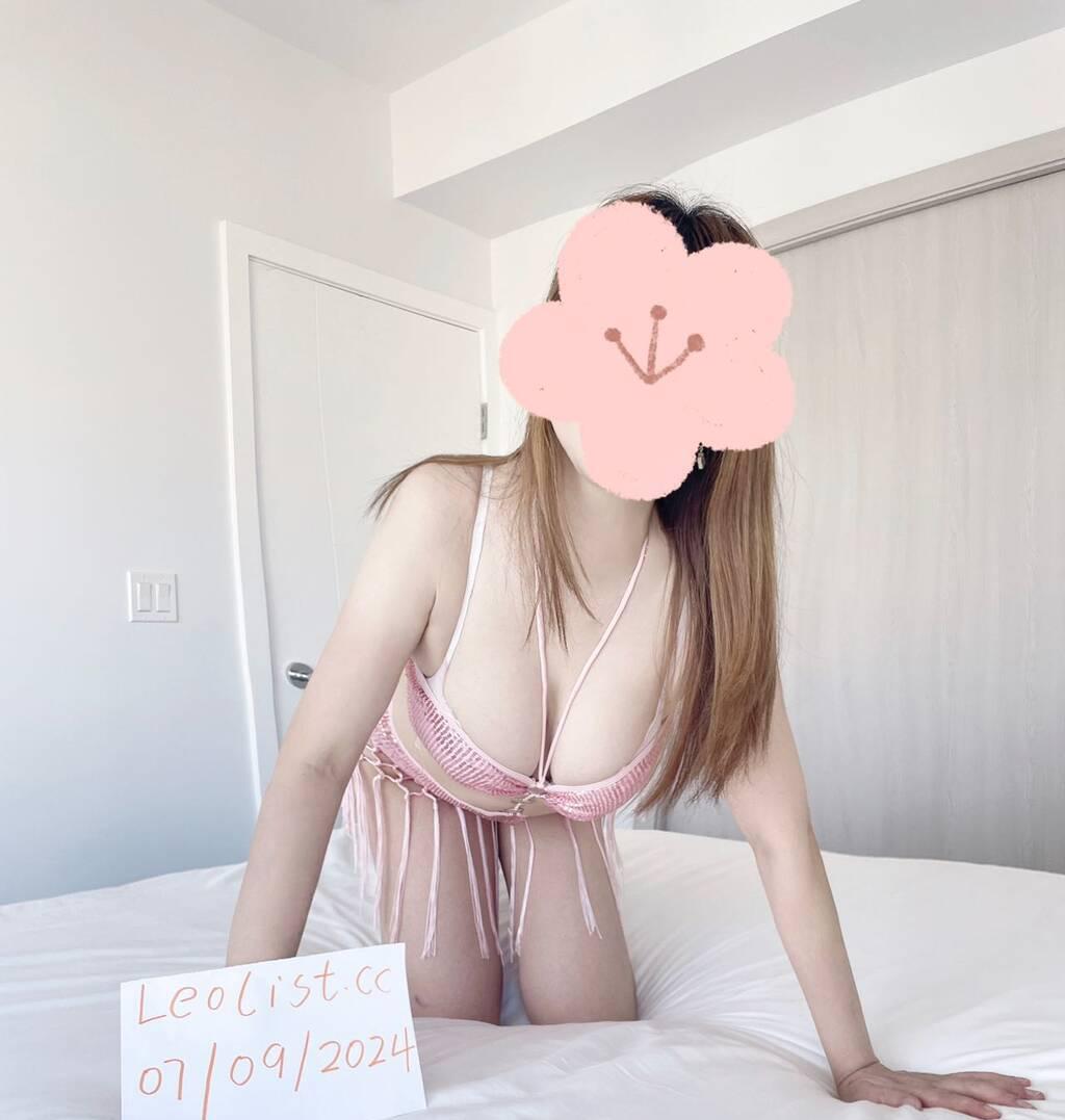 Sara-514~360~5221 is Female Escorts. | Montreal | Quebec | Canada | scarletamour.com 