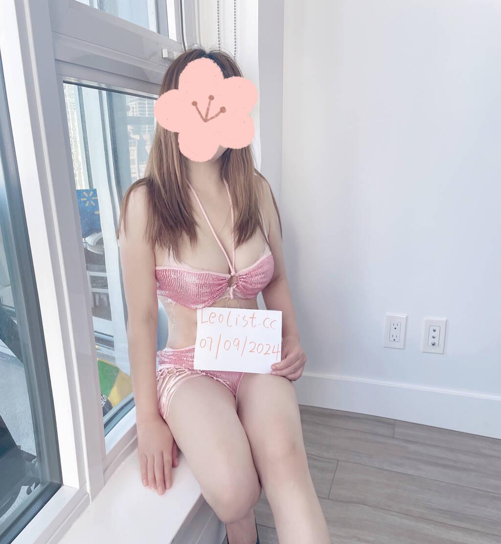 Sara-514~360~5221 is Female Escorts. | Montreal | Quebec | Canada | scarletamour.com 