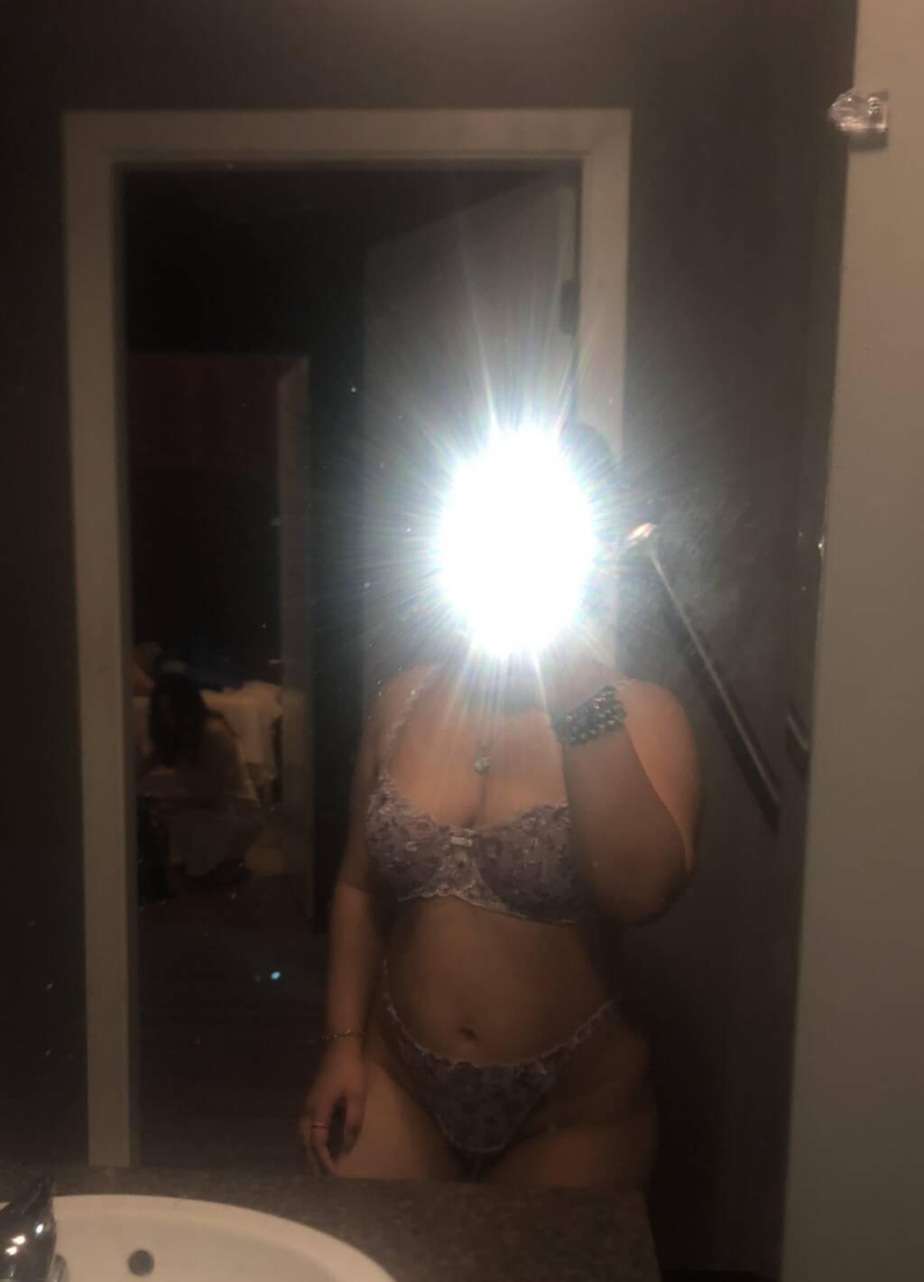 SOPHIA is Female Escorts. | Abbotsford | British Columbia | Canada | scarletamour.com 