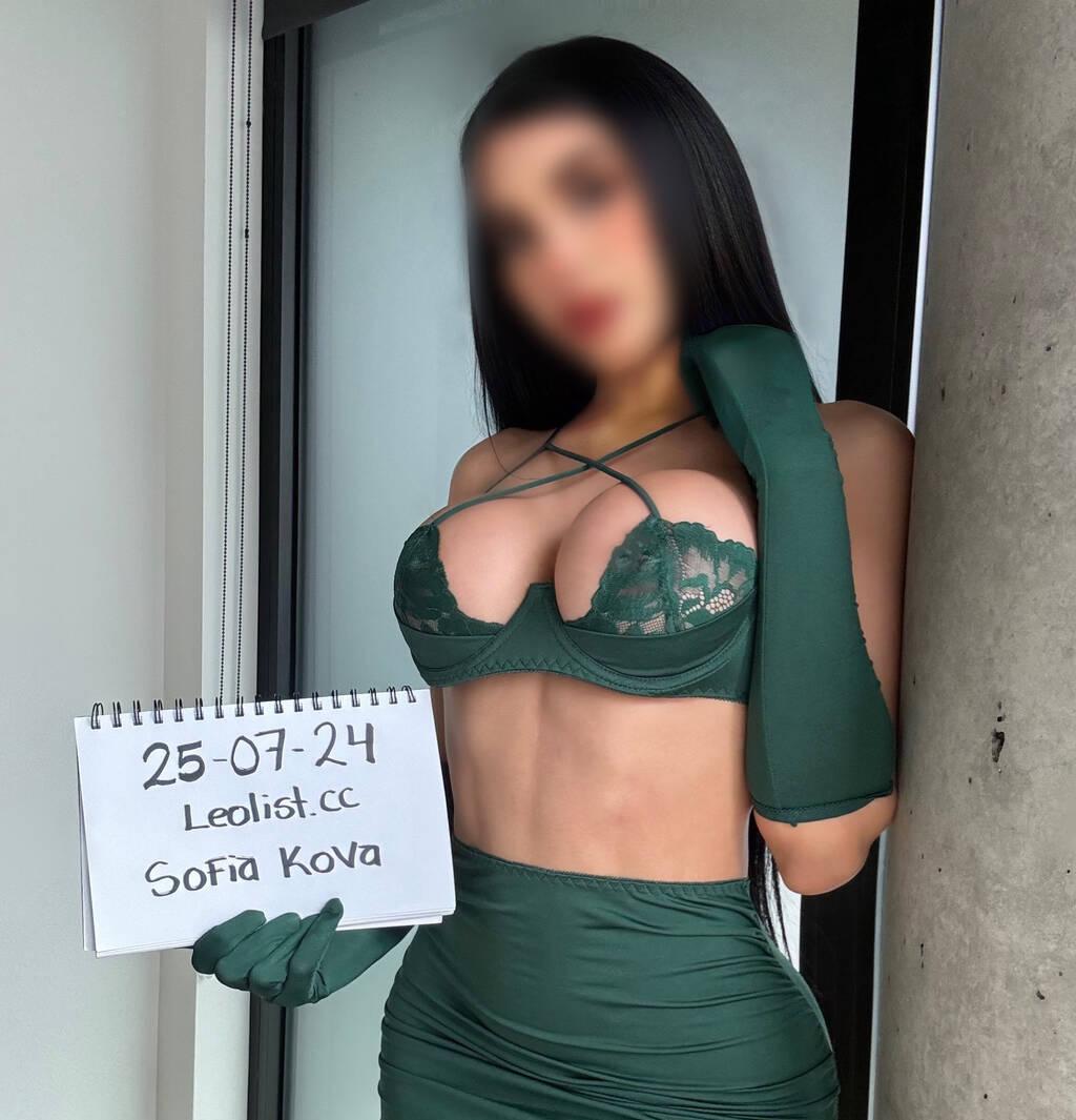 Sofia Kova is Female Escorts. | London | Ontario | Canada | scarletamour.com 