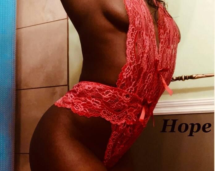 Hope is Female Escorts. | Guelph | Ontario | Canada | scarletamour.com 