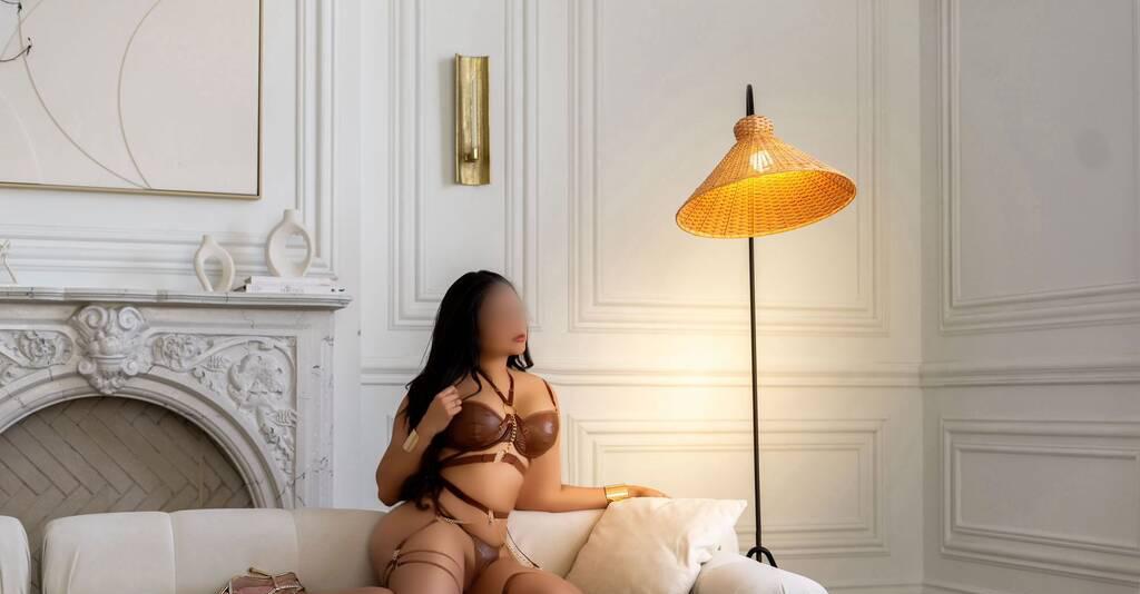 Nena is Female Escorts. | Toronto | Ontario | Canada | scarletamour.com 