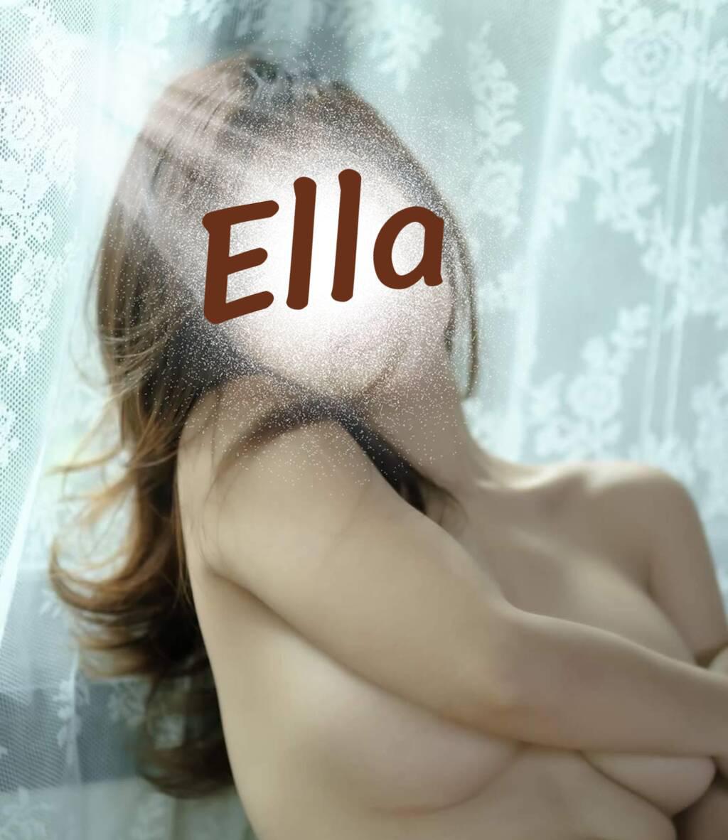 Ella is Female Escorts. | Kelowna | British Columbia | Canada | scarletamour.com 