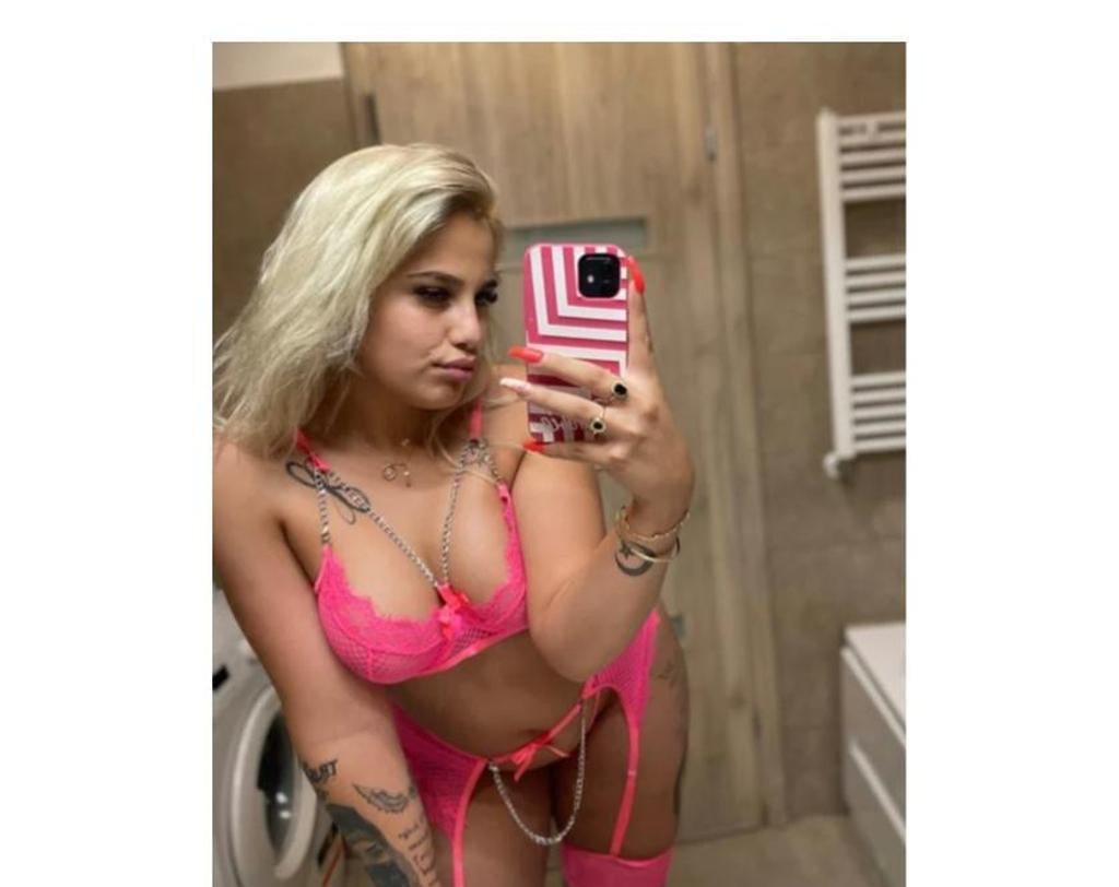  is Female Escorts. | Manchester | United Kingdom | United Kingdom | scarletamour.com 