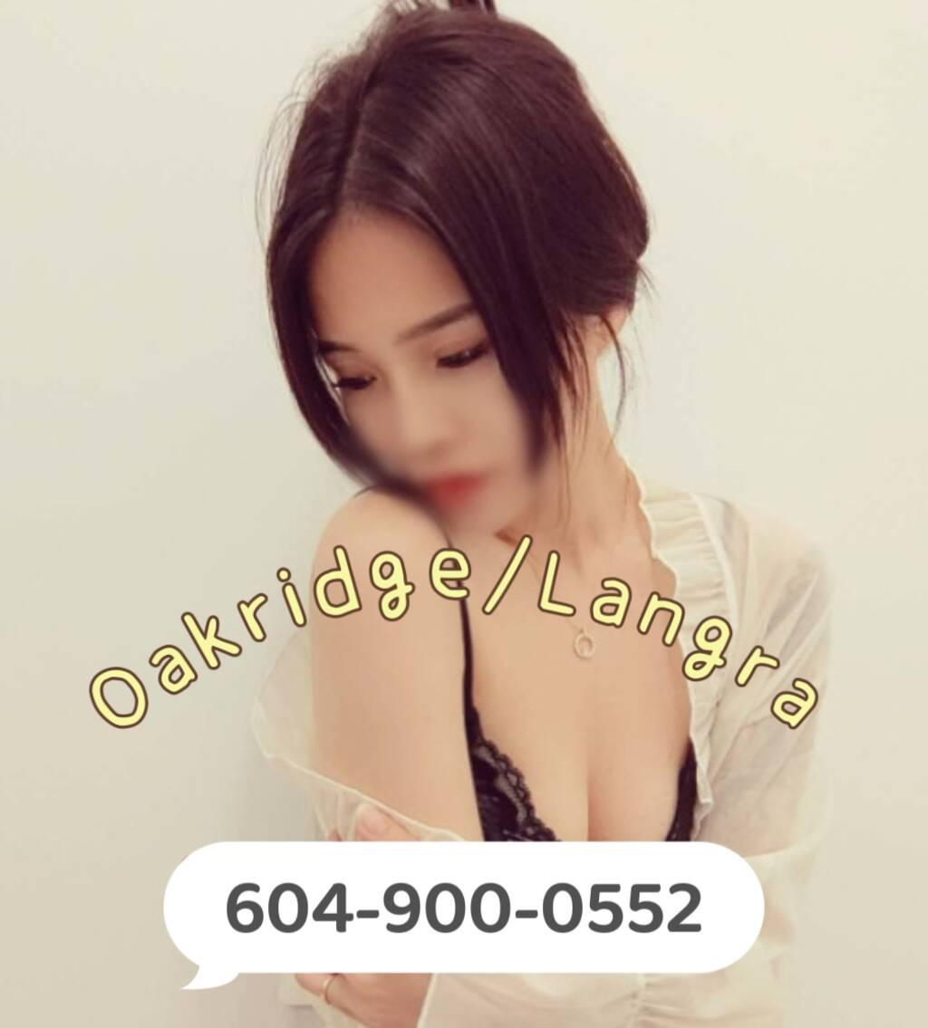 Chloe is Female Escorts. | Vancouver | British Columbia | Canada | scarletamour.com 