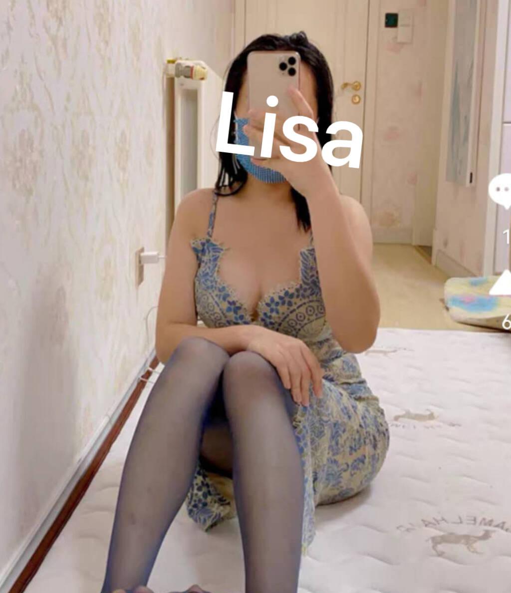 lisa is Female Escorts. | Montreal | Quebec | Canada | scarletamour.com 