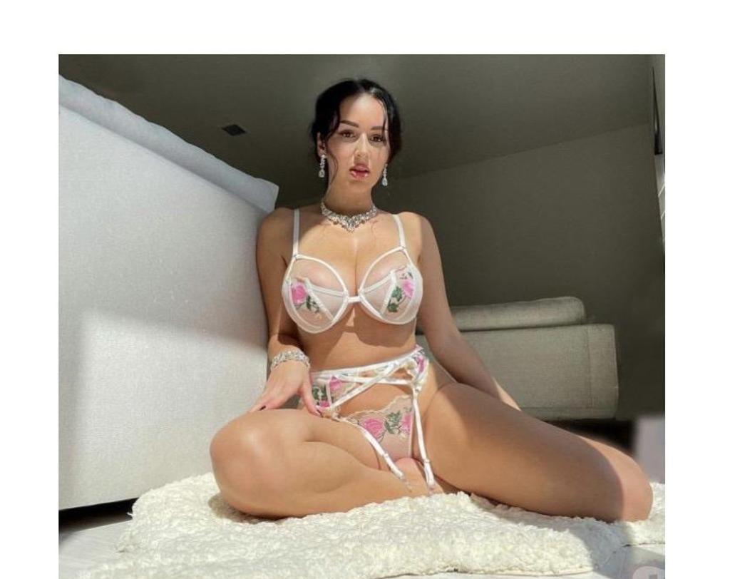  is Female Escorts. | Aberdeen | United Kingdom | United Kingdom | scarletamour.com 