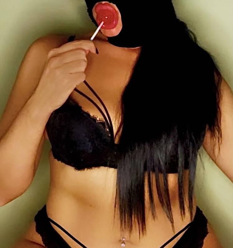 Natalia Z is Female Escorts. | Red Deer | Alberta | Canada | scarletamour.com 