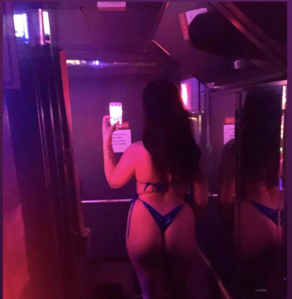 Talia is Female Escorts. | Barrie | Ontario | Canada | scarletamour.com 