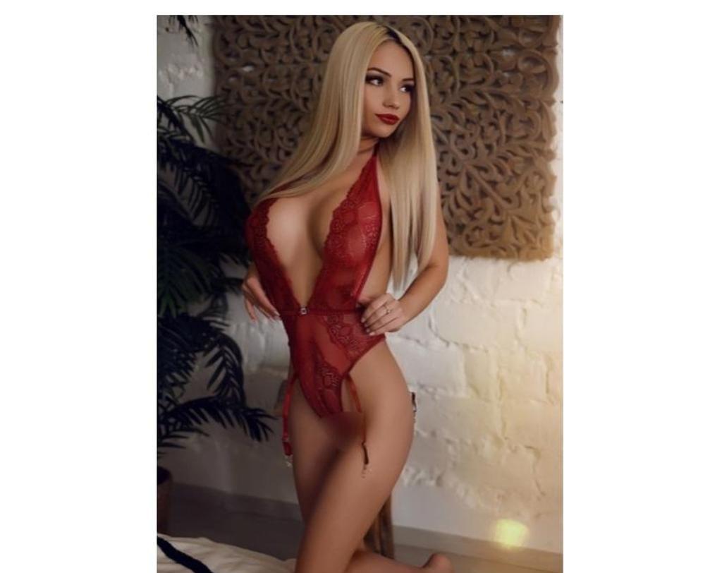  is Female Escorts. | Bath | United Kingdom | United Kingdom | scarletamour.com 