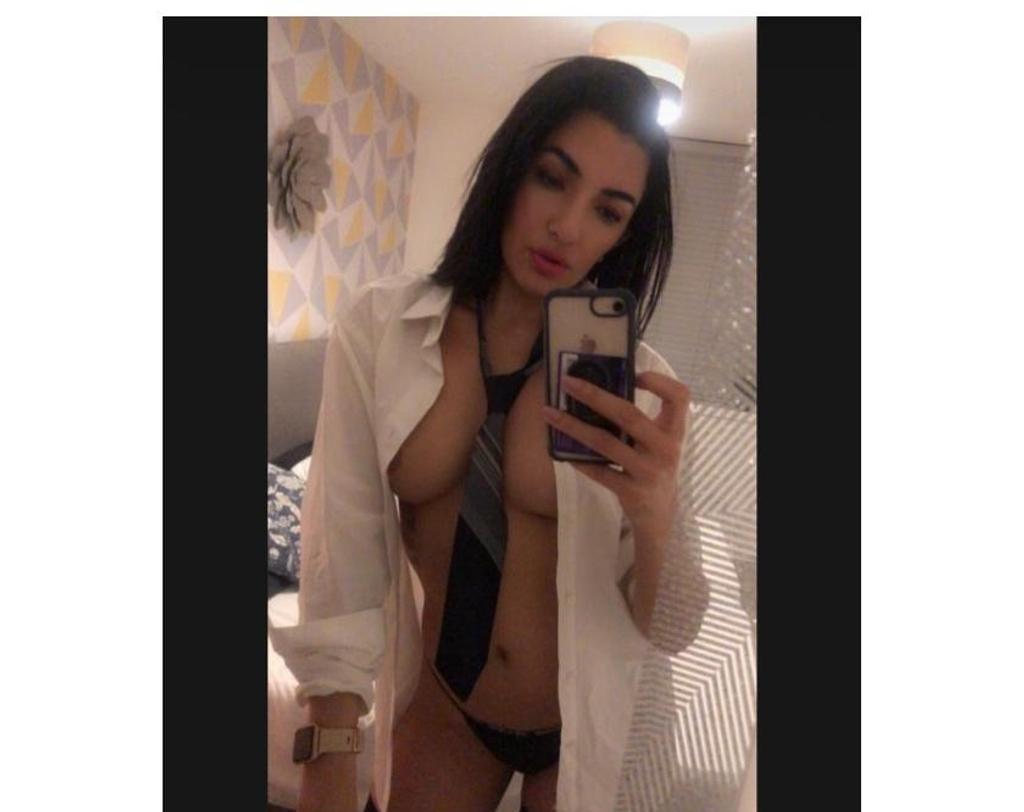  is Female Escorts. | London | United Kingdom | United Kingdom | scarletamour.com 