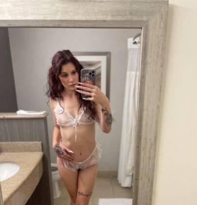 Vicky is Female Escorts. | Red Deer | Alberta | Canada | scarletamour.com 