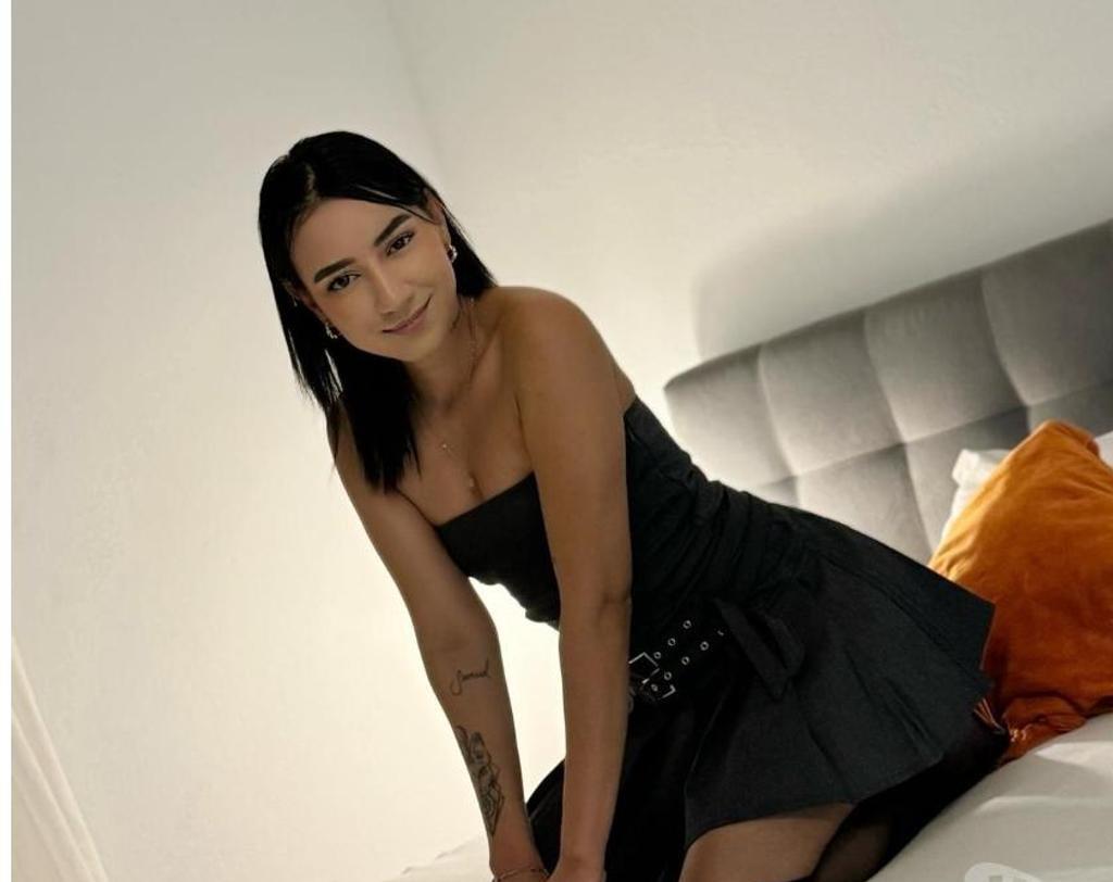  is Female Escorts. | East Midlands | United Kingdom | United Kingdom | scarletamour.com 