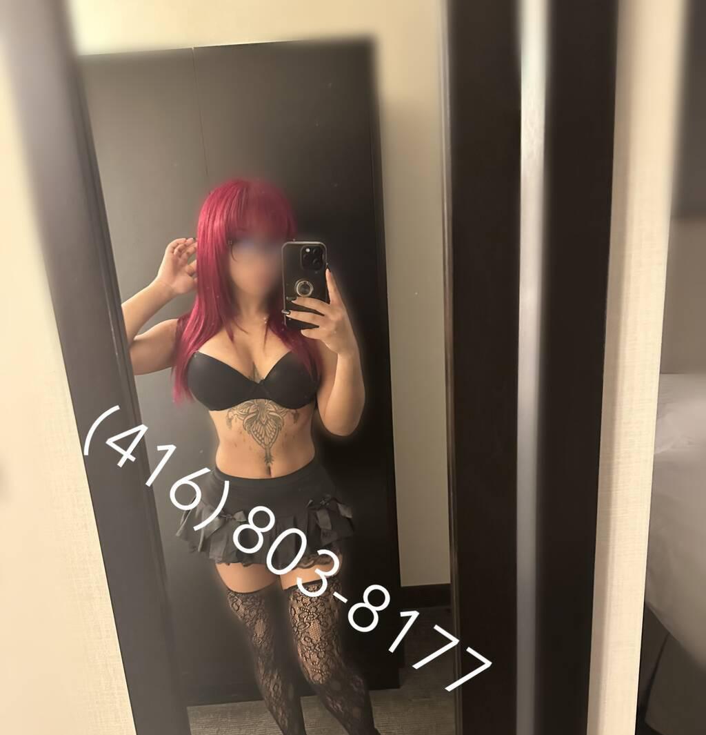 Sarah is Female Escorts. | Kingston | Ontario | Canada | scarletamour.com 