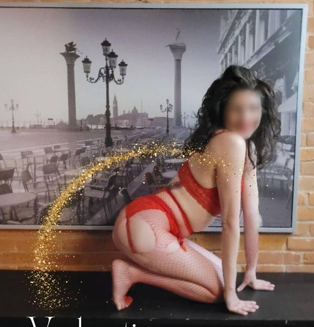 Special Nuru massage is Female Escorts. | Edmonton | Alberta | Canada | scarletamour.com 