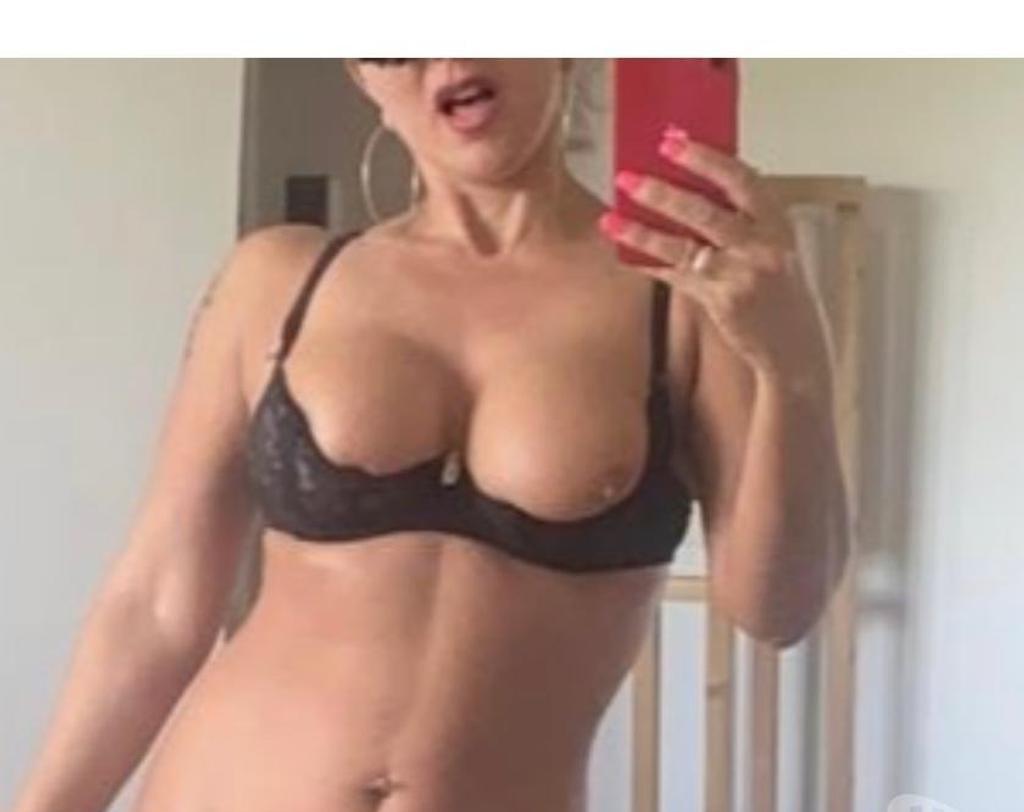  is Female Escorts. | Belfast | United Kingdom | United Kingdom | scarletamour.com 