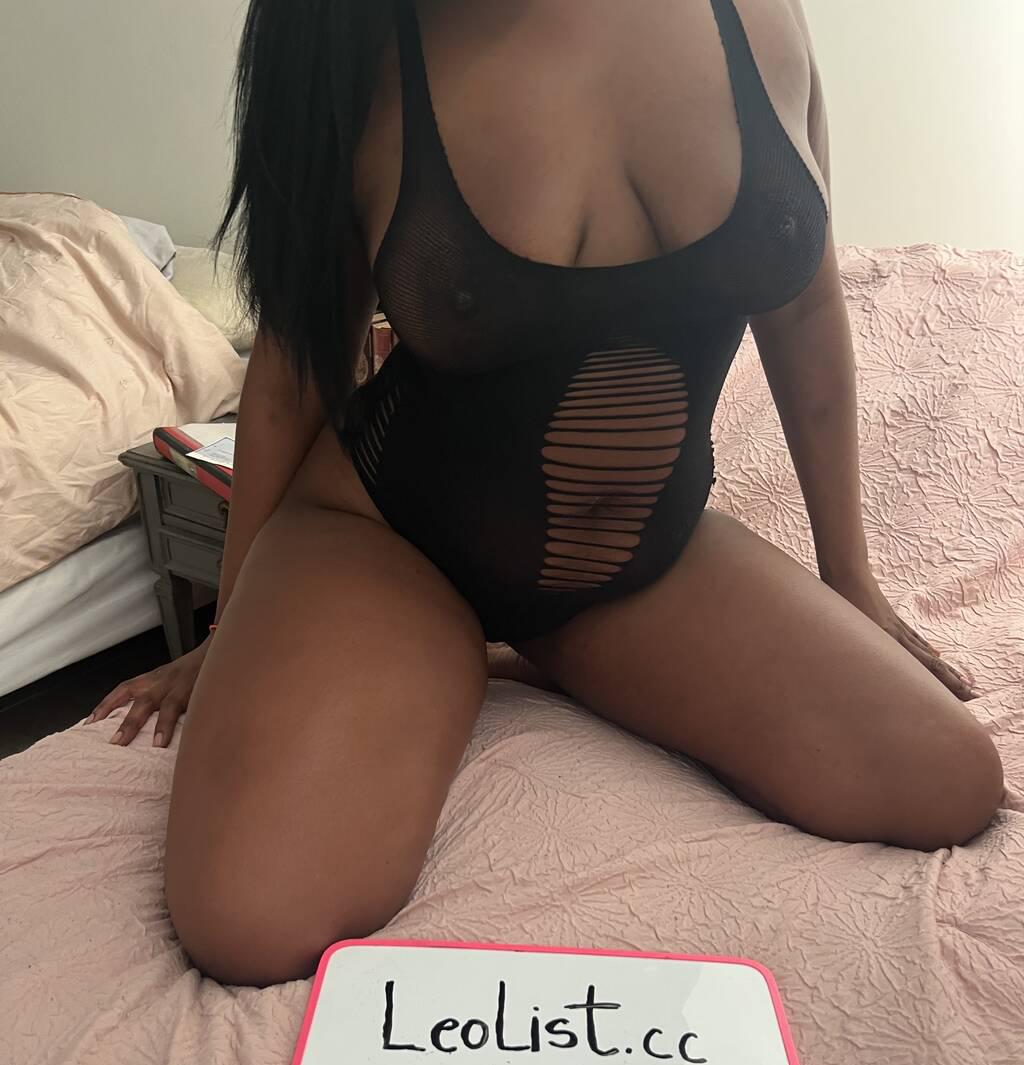 Kiddi is Female Escorts. | Hamilton | Ontario | Canada | scarletamour.com 