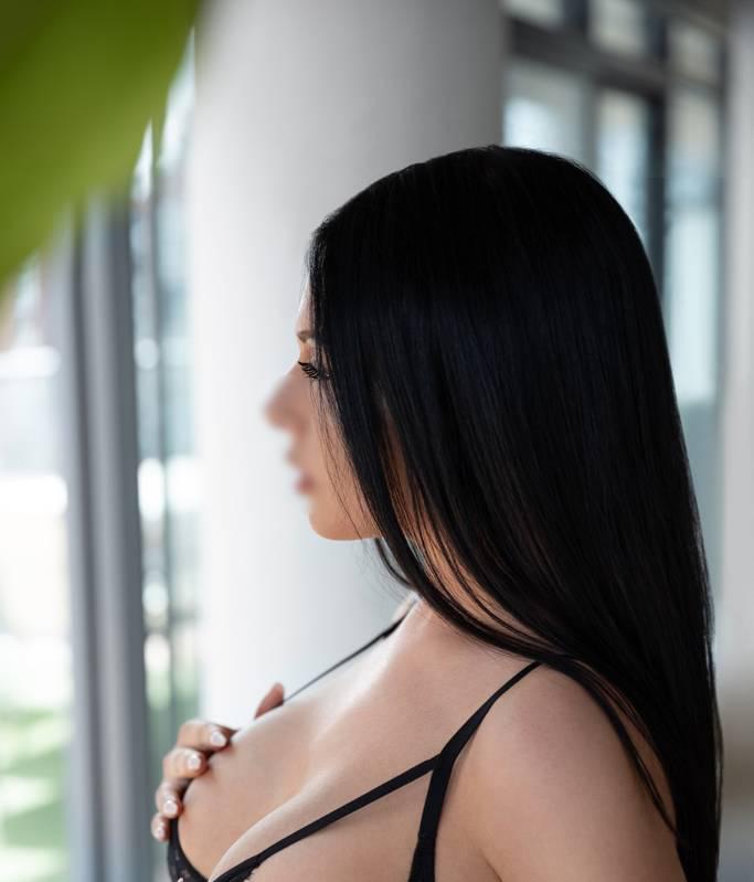 Uma loveina is Female Escorts. | Toronto | Ontario | Canada | scarletamour.com 