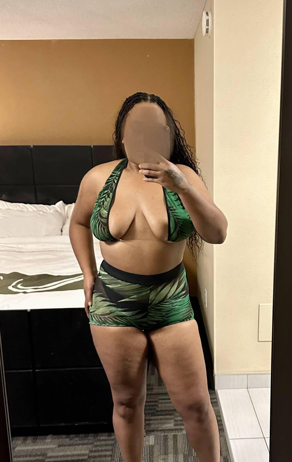 Sabrina is Female Escorts. | Thunder Bay | Ontario | Canada | scarletamour.com 