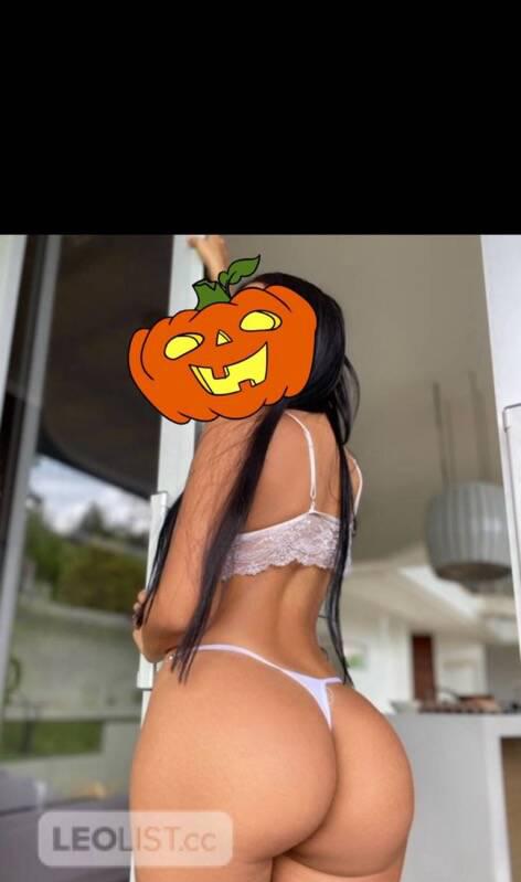 Pamela is Female Escorts. | Quebec City | Quebec | Canada | scarletamour.com 