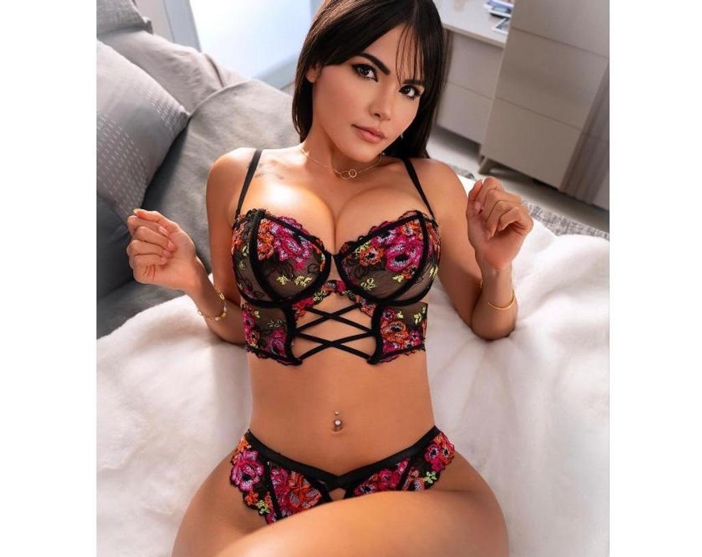  is Female Escorts. | Birmingham | United Kingdom | United Kingdom | scarletamour.com 