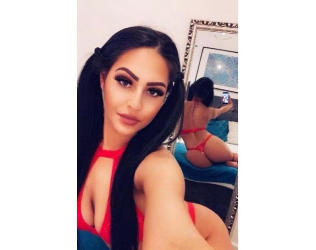  is Female Escorts. | Glasgow | United Kingdom | United Kingdom | scarletamour.com 