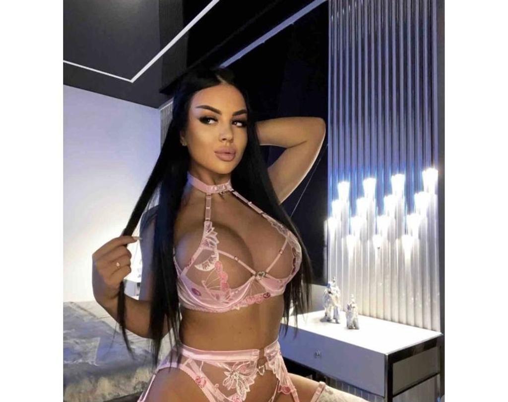  is Female Escorts. | Aberdeen | United Kingdom | United Kingdom | scarletamour.com 