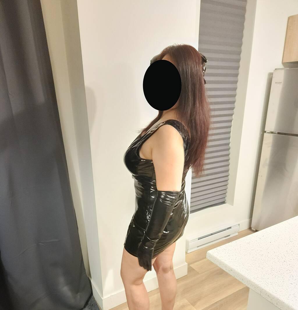 Anastasia is Female Escorts. | Montreal | Quebec | Canada | scarletamour.com 